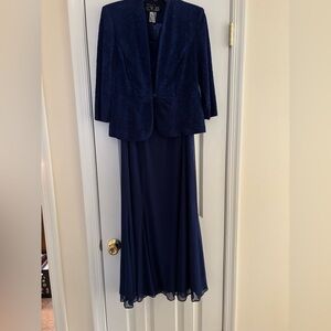 8P Alex Evenings blue gown